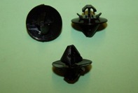 Side Moulding Clip,  Black.  Citroen C4