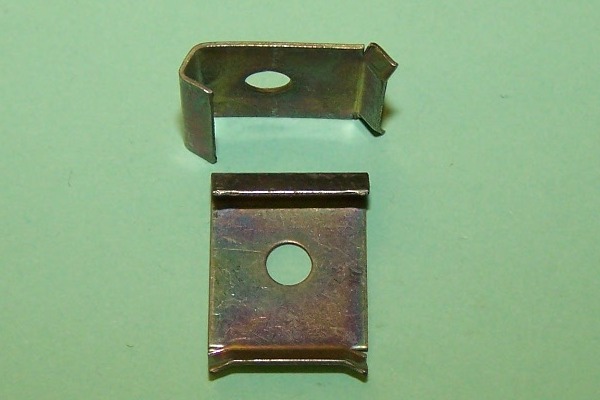Moulding Clip for 14.8mm moulding gap. Rover P5/5B body side moulding