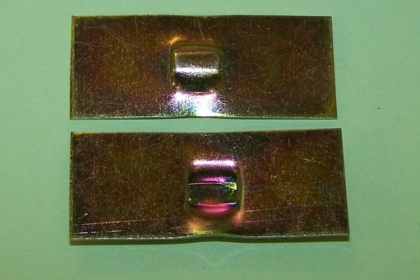 Backplate for 2-piece moulding clip 3/4