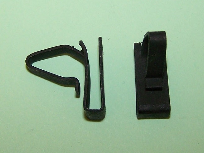 Door trim pad clip for .100