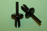 Plastic expansion rivet, shiny, head diameter 15.88mm, panel hole 6.0mm, length 14.0mm, in black. Volvo and general application.