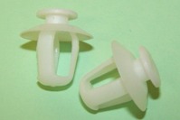 Side Moulding Clip, White.  Peugeot Partner and 206