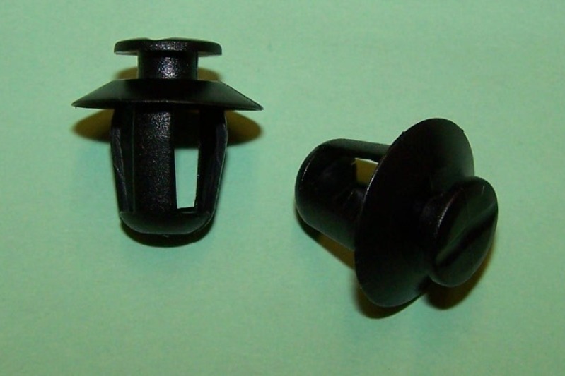 Side Moulding Clip, Black.  Peugeot 206, Partner and Berlingo
