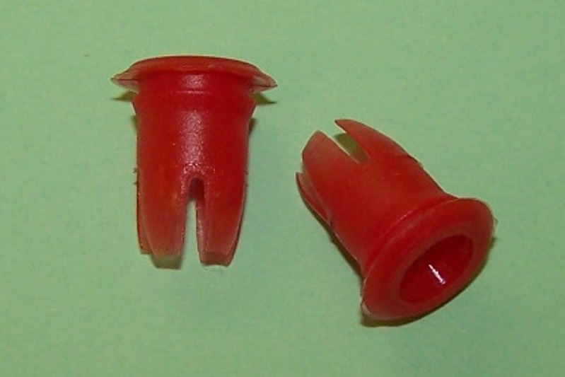 Tubular Grommet, Red.   Mercedes