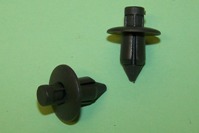 Retaining Clip. Dark Grey. Suzuki /Mitsubishi /Vauxhall /Toyota