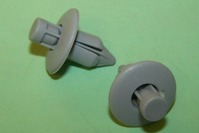 Retaining Clip. Light Grey,  Suzuki /Mitsubishi /Vauxhall /Toyota