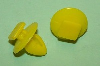 Wing Push-type Retainer. Yellow. Daihatsu