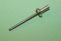 Round 'Tuckers' moulding clip for 7.0mm moulding gap and 3.2mm panel hole. Jaguar, Vauxhall, also  Triumph Stag Hardtop (front) in metal (for plastic see 72650)