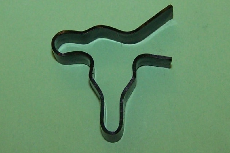 Metal brake pipe clip. Triumph Herald/Vitesse, Spitfire/GT6