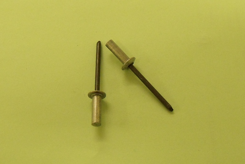 4.8 x 16mm Domed, aluminium pop-rivet. General application