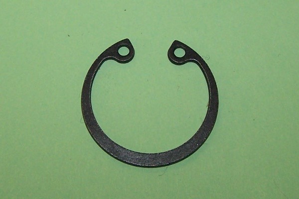 Circlip - Internal 25.40mm dia., thickness 1.2mm. Ford Speedo Cable to Gearbox.