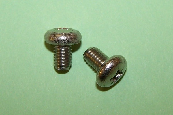 M5 x 8mm screw: pozidriv, pan-headed in stainless steel.  General application.