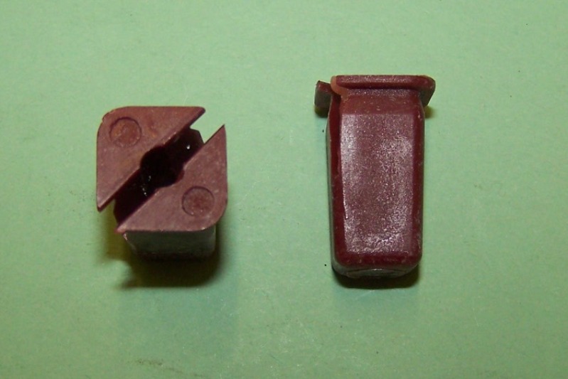 Nylon snap-in nut for 9.4mm square hole and use with No.10 self-tapping screw.  Rover and general application.
