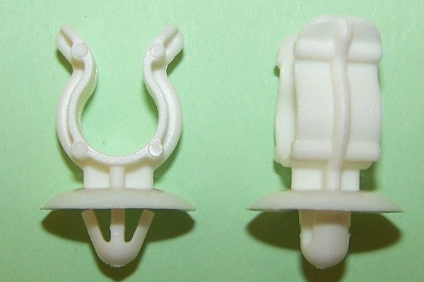 Bonnet Stay Clip. Citroen/Peugeot and general application.