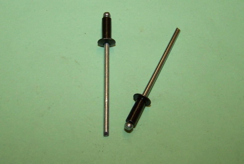 3.2 x 8.0mm Domed, aluminium pop-rivet in black. General application.