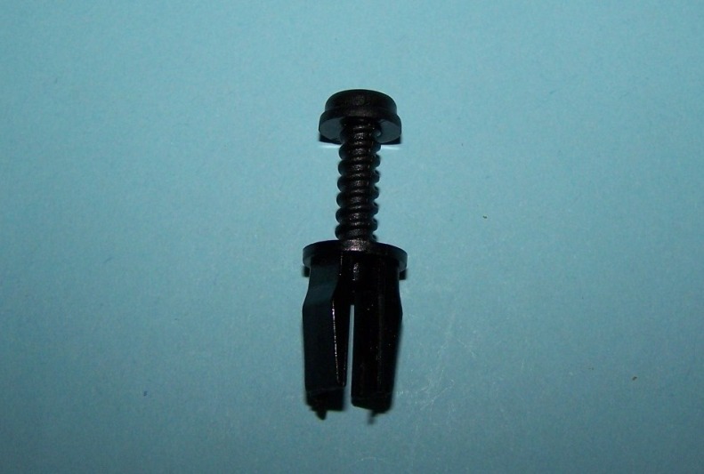 Screw rivet, open end type, 4.0mm material thickness, head size 12.0mm and 9.0mm square panel hole.  Ford Escort, Fiesta tailgate.