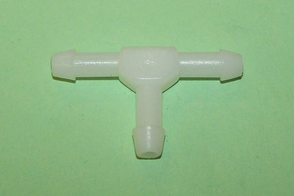 Windscreen Washer Accessories: T-piece, nylon, suits 3/16